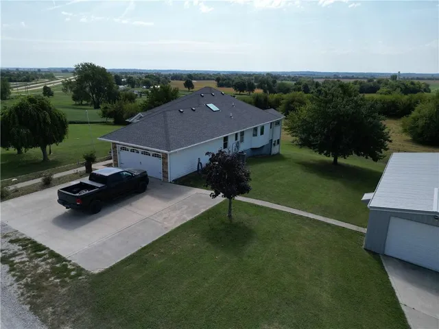 $429,000 | 41759 West 88th Street, Richmond, MO 64085