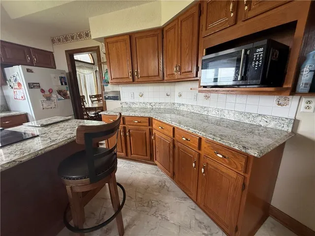 $429,000 | 41759 West 88th Street, Richmond, MO 64085