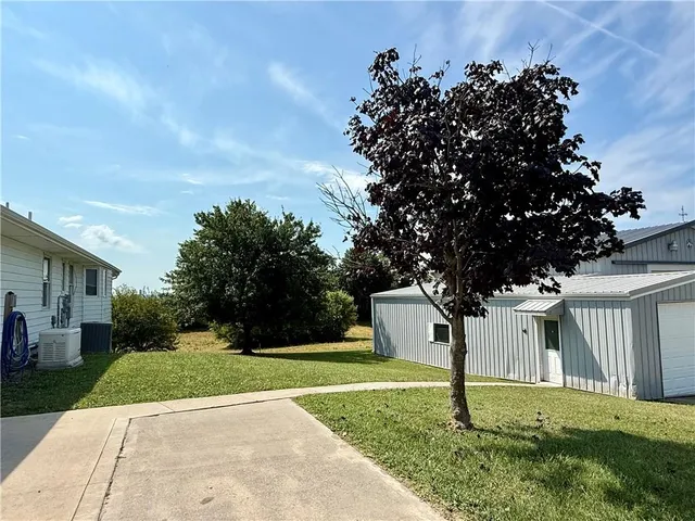 $429,000 | 41759 West 88th Street, Richmond, MO 64085
