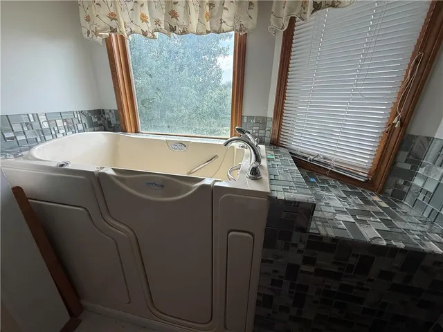 $429,000 | 41759 West 88th Street, Richmond, MO 64085