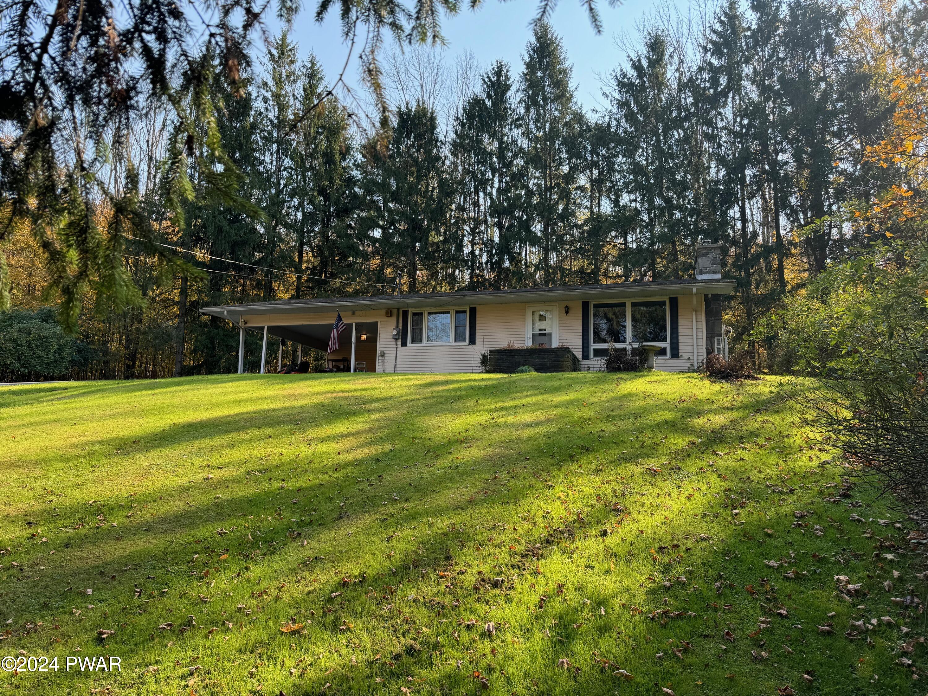 454 O'Connell Road Waymart, PA 18472 - Photo 2 of 29
