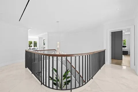 $19,500,000 | 150 Kings Road, Palm Beach, FL 33480