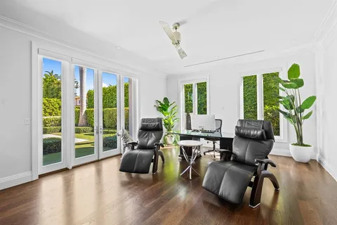 $19,500,000 | 150 Kings Road, Palm Beach, FL 33480