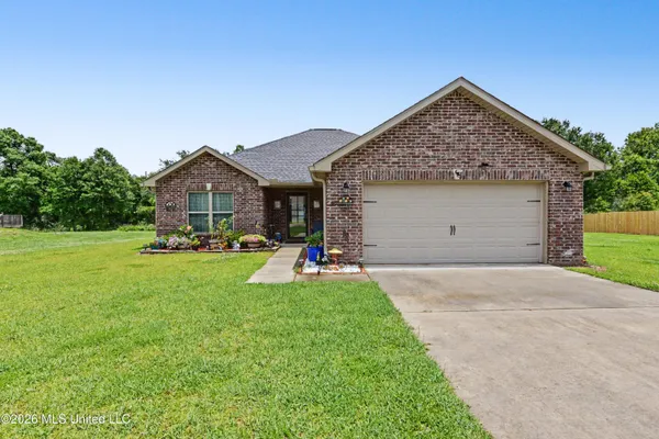 $255,000 | 90 Hunters Trace, Picayune, MS 39466