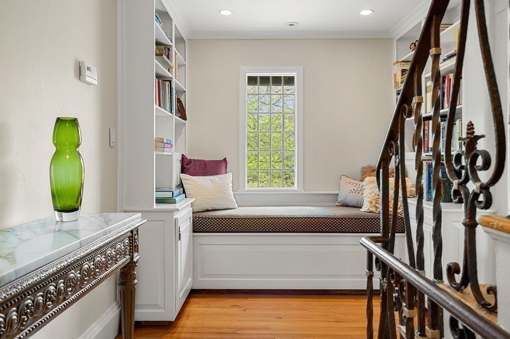 220 Hobart Road Newton, MA 02467 - Photo 11 of 27