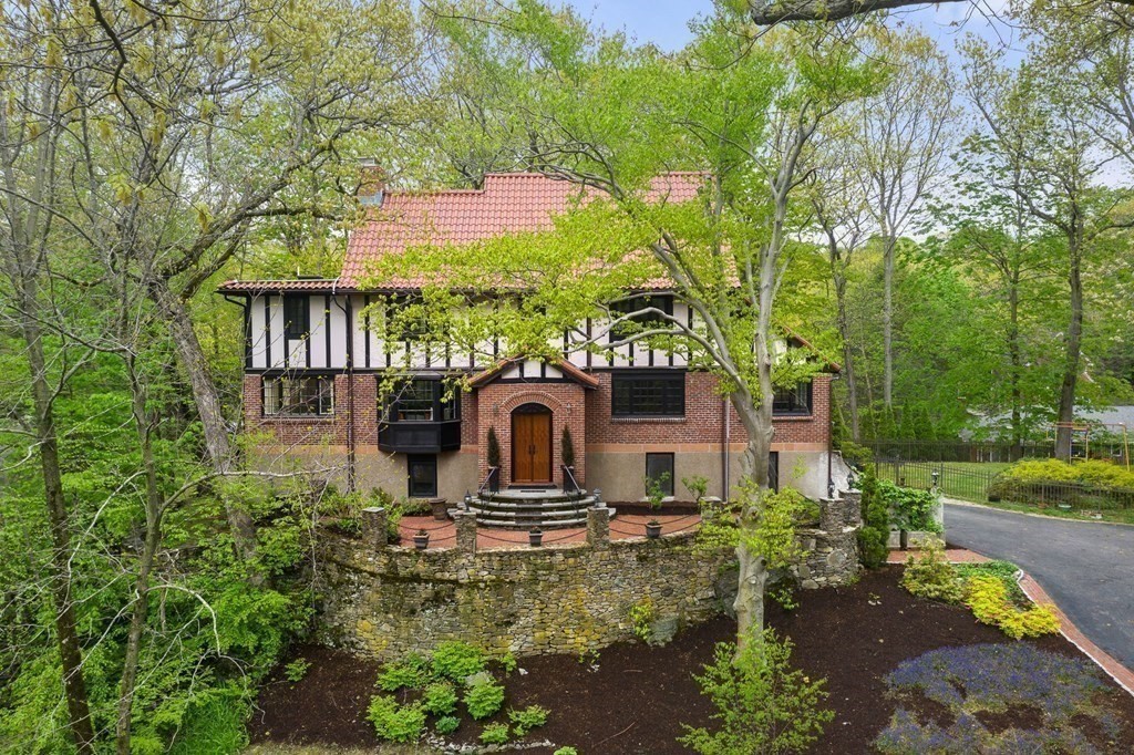 220 Hobart Road Newton, MA 02467 - Photo 23 of 27