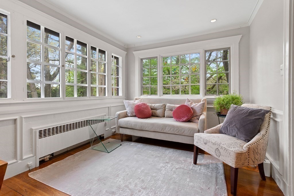 220 Hobart Road Newton, MA 02467 - Photo 10 of 27