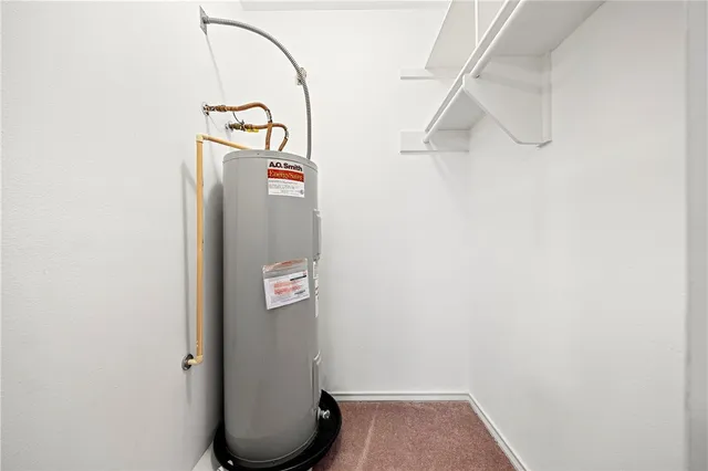 a view of walk in closet