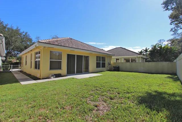 $3,900 | 252 Sussex Circle, Jupiter, FL 33458