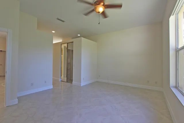 $3,900 | 252 Sussex Circle, Jupiter, FL 33458