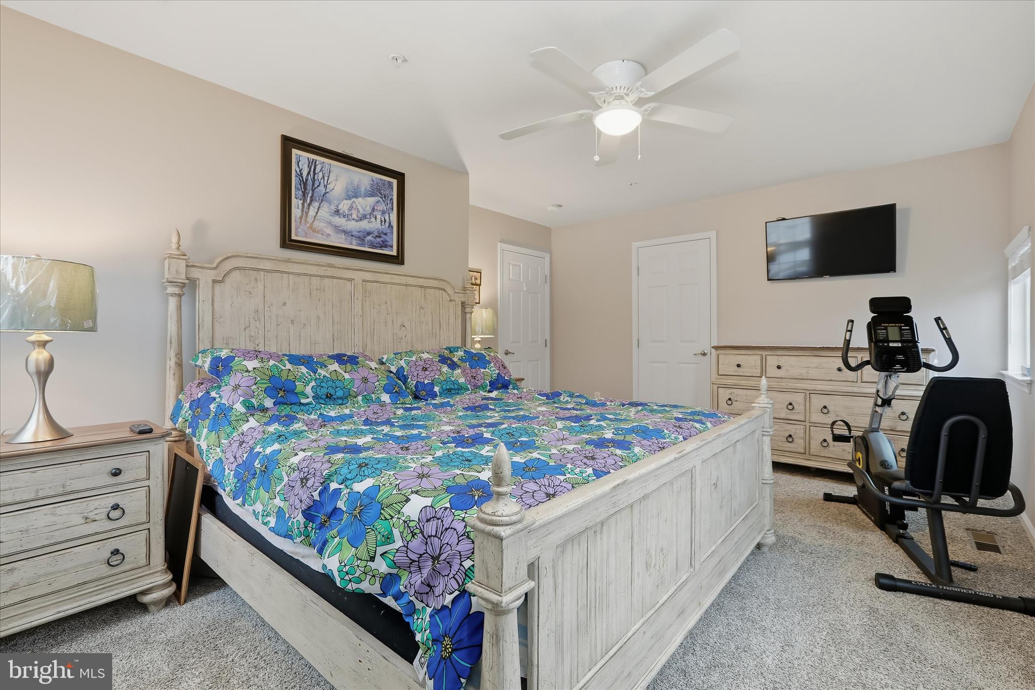 2760 Quantim Court Manchester, MD 21102 - Photo 20 of 33 a bedroom with a bed and a chandelier
