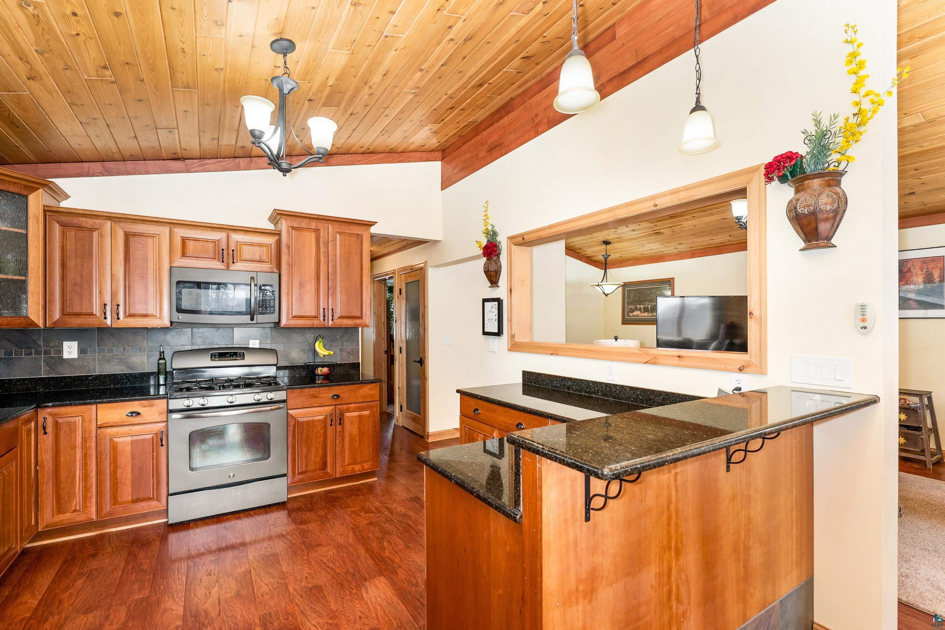 2 Northfield Street Duluth, MN 55803 - Photo 13 of 50