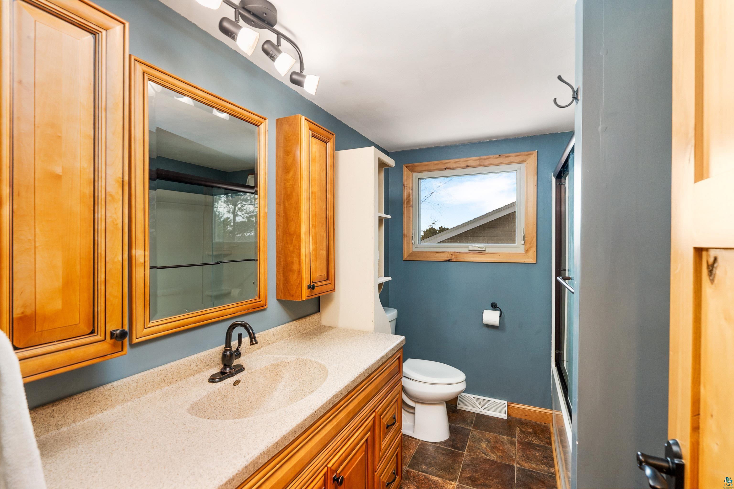 2 Northfield Street Duluth, MN 55803 - Photo 22 of 50