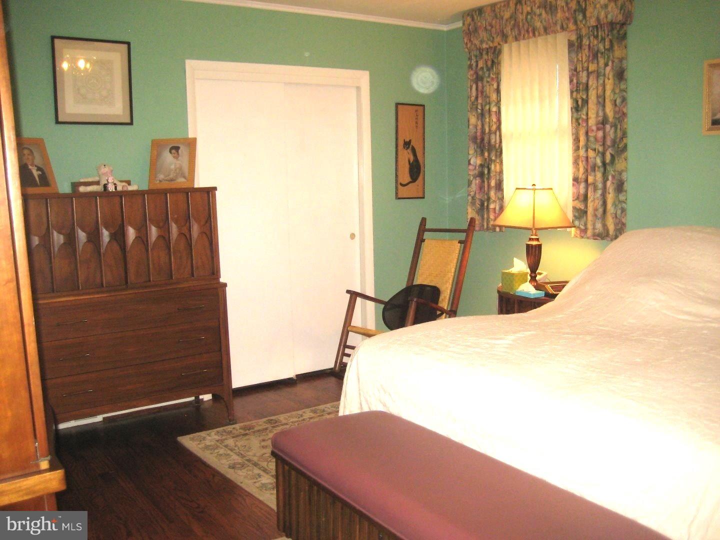 1037 Hoven Road Philadelphia, PA 19115 - Photo 15 of 25 Bedroom - Main