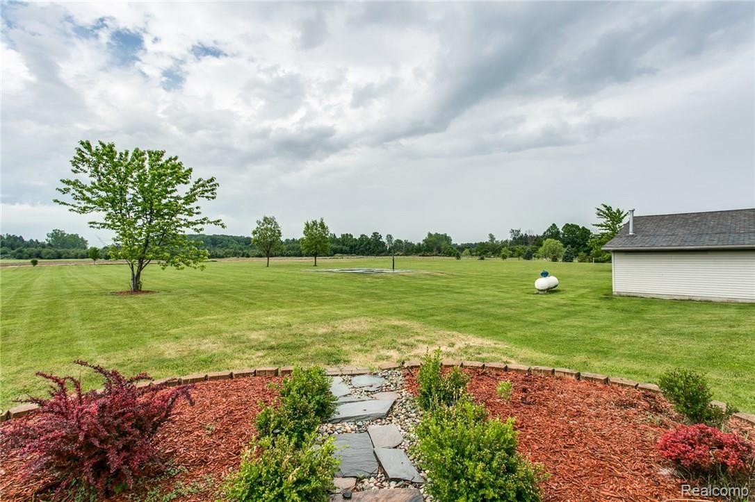 6448 Metcalf Road Jeddo, MI 48032 - Photo 4 of 30 6448 Metcalf-28.JPG