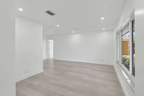 $535,000 | 4005 Northwest 76th Avenue, Coral Springs, FL 33065