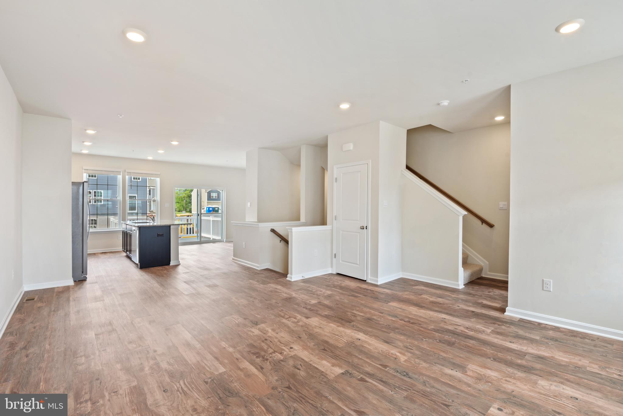 1248 Aires Way Frederick, MD 21702 - Photo 3 of 34