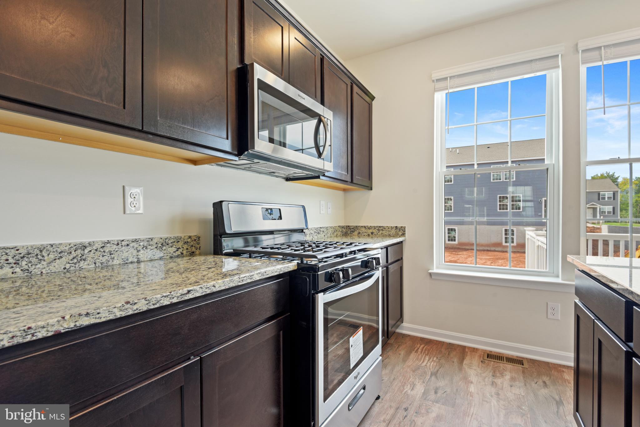 1248 Aires Way Frederick, MD 21702 - Photo 10 of 34