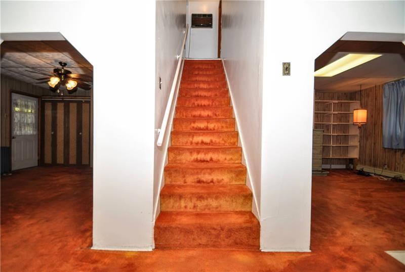 505 Noblestown Road Carnegie, PA 15106 - Photo 5 of 24