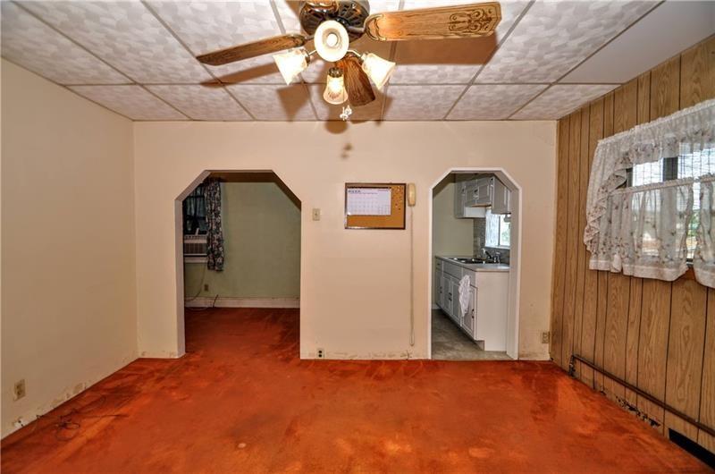 505 Noblestown Road Carnegie, PA 15106 - Photo 10 of 24 en empty room with windows