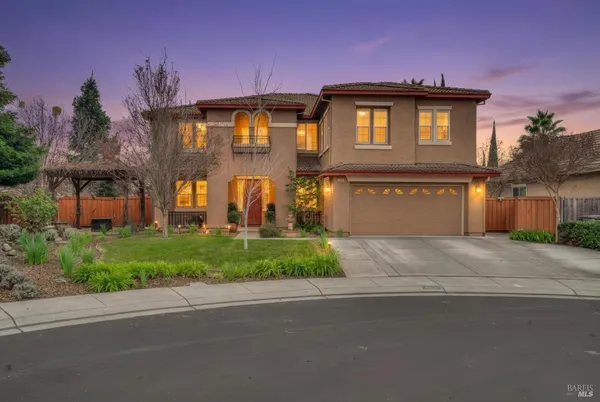 $1,085,000 | 1007 Canterbury Court, Vacaville, CA 95687