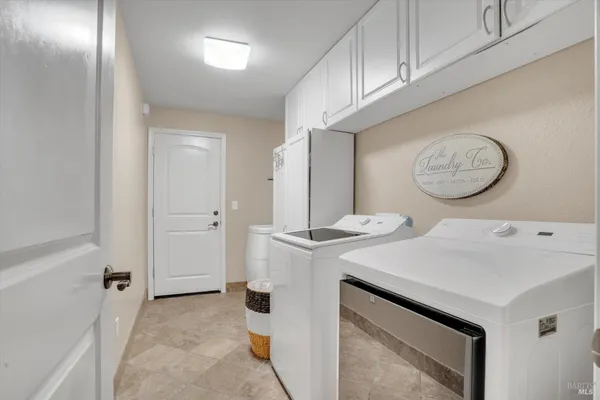 $1,085,000 | 1007 Canterbury Court, Vacaville, CA 95687