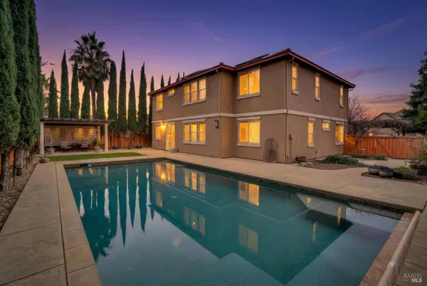 $1,085,000 | 1007 Canterbury Court, Vacaville, CA 95687