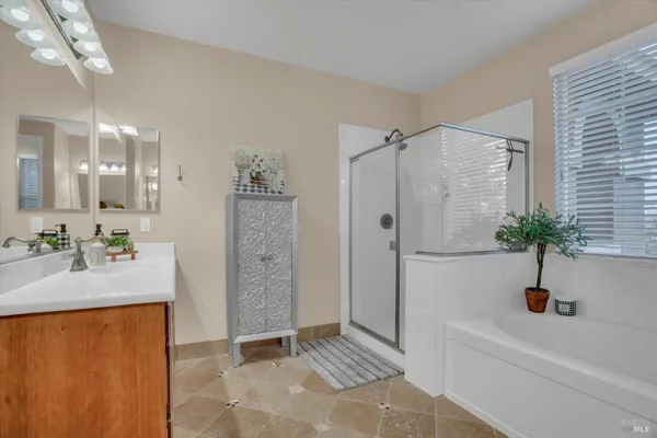 $1,085,000 | 1007 Canterbury Court, Vacaville, CA 95687