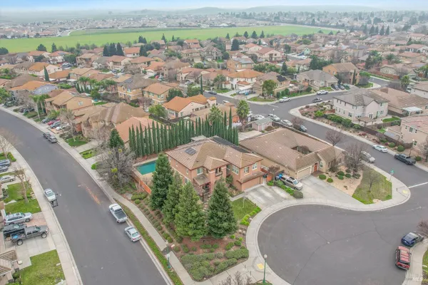 $1,085,000 | 1007 Canterbury Court, Vacaville, CA 95687