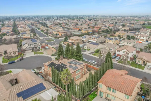 $1,085,000 | 1007 Canterbury Court, Vacaville, CA 95687