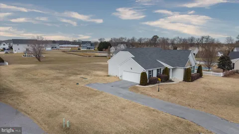 $425,000 | 7666 Mustang Run, Milford, DE 19963