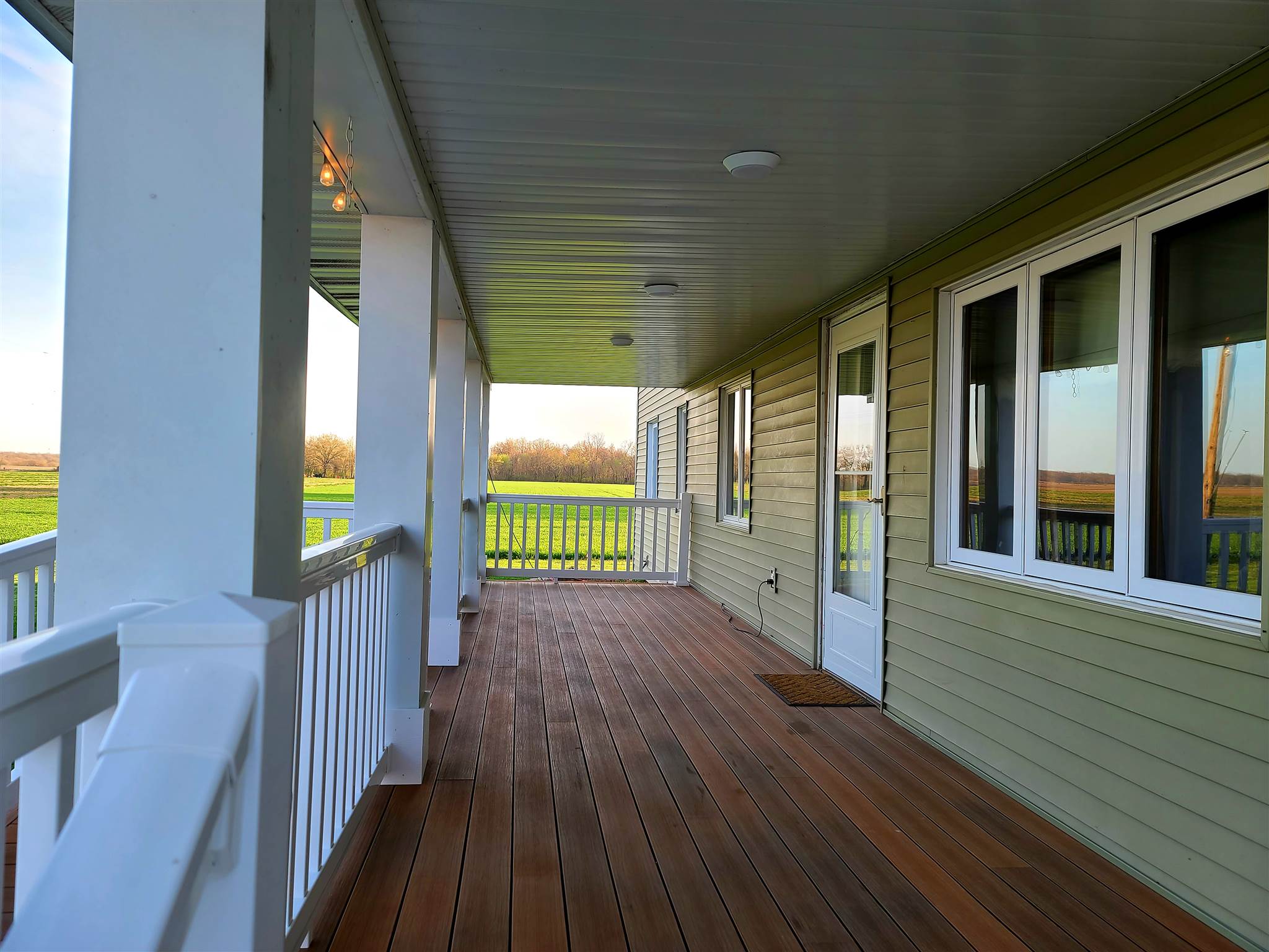 10521 Rinaker Road Carlinville, IL 62626 - Photo 8 of 47