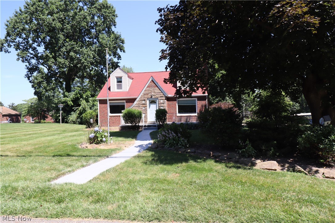 4945 2nd Street Northwest Canton, OH 44708 - Photo 3 of 24 Gallery Image 3