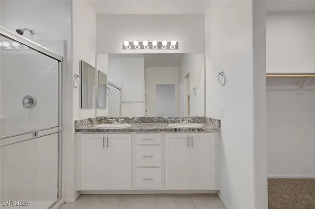 $2,300 | 662 Bellus Place, Henderson, NV 89015