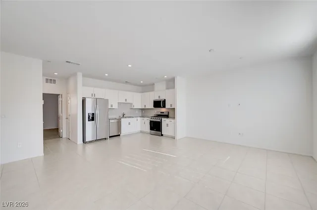 $2,300 | 662 Bellus Place, Henderson, NV 89015