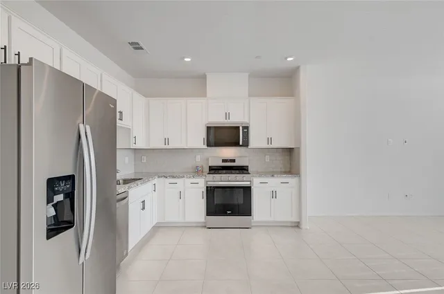 $2,300 | 662 Bellus Place, Henderson, NV 89015