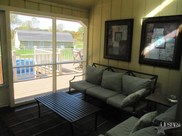 14545 Auburn Road Fort Wayne, IN 46845 - Photo 11 of 30
