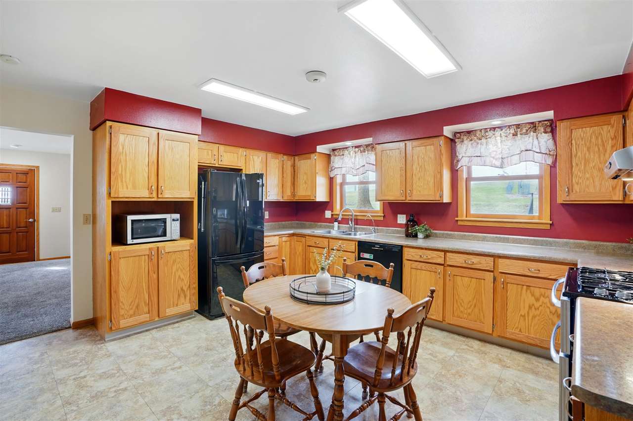 2640 Highway 22 Riverside, IA 52327 - Photo 7 of 49 Gallery Image 7