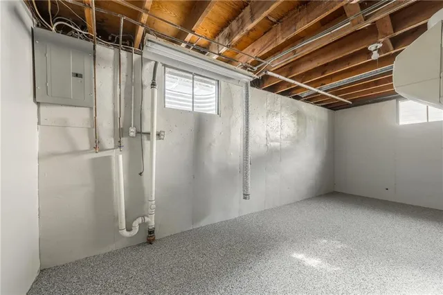 $274,000 | 9109 East 89th Street, Kansas City, MO 64138