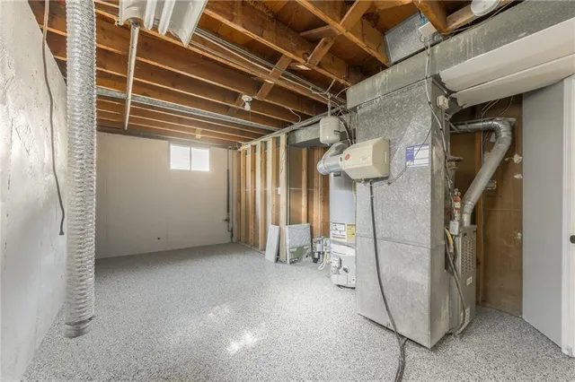 $274,000 | 9109 East 89th Street, Kansas City, MO 64138