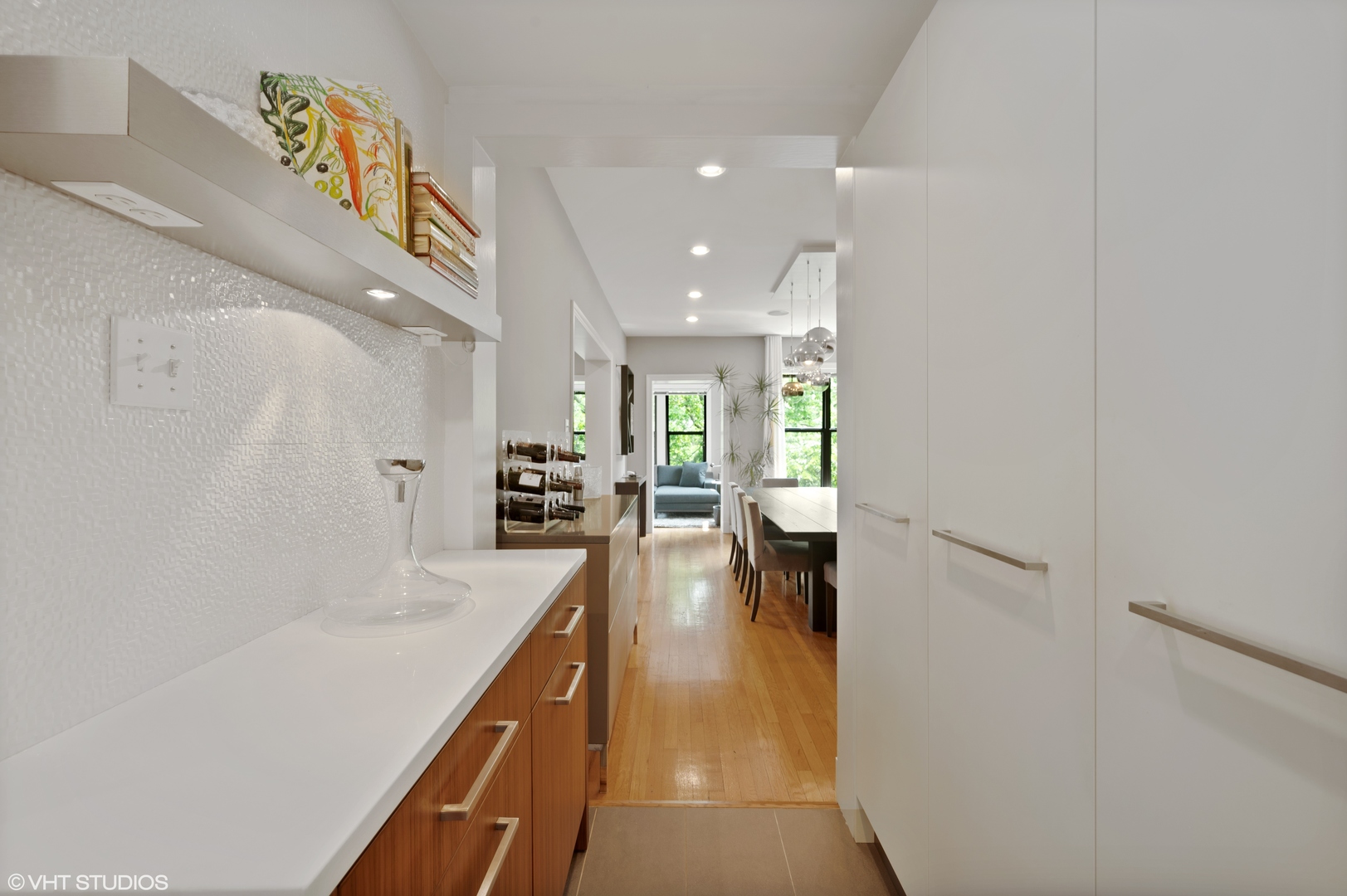 910 West Ainslie Street, Unit 4W Chicago, IL 60640 - Photo 14 of 30