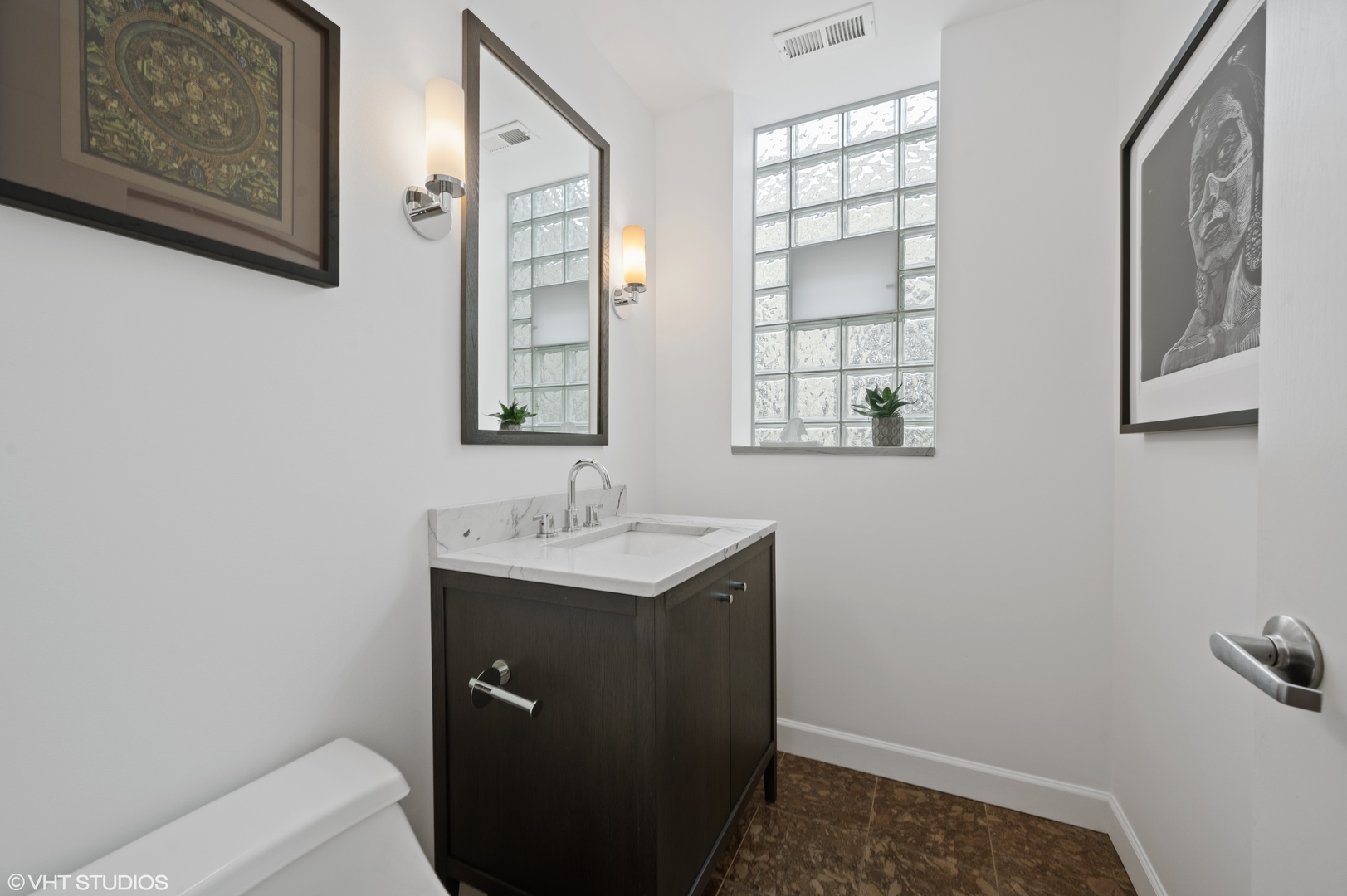 910 West Ainslie Street, Unit 4W Chicago, IL 60640 - Photo 16 of 30