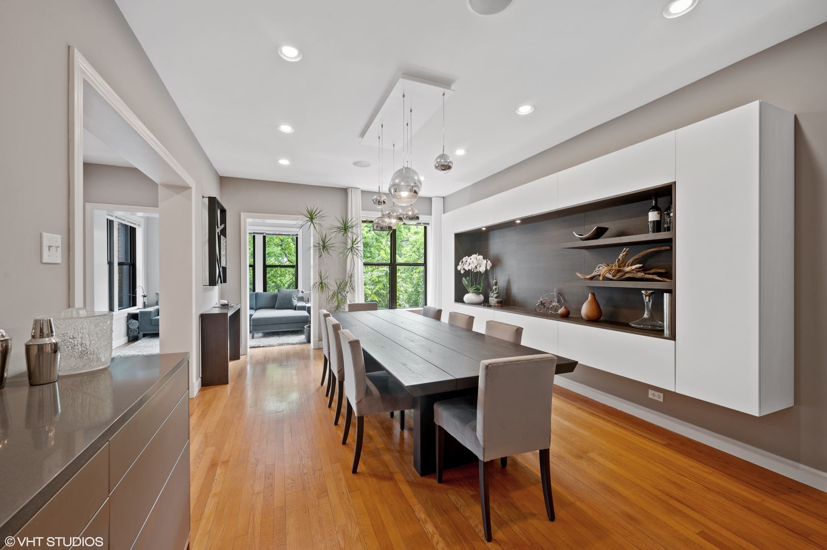 910 West Ainslie Street, Unit 4W Chicago, IL 60640 - Photo 6 of 30