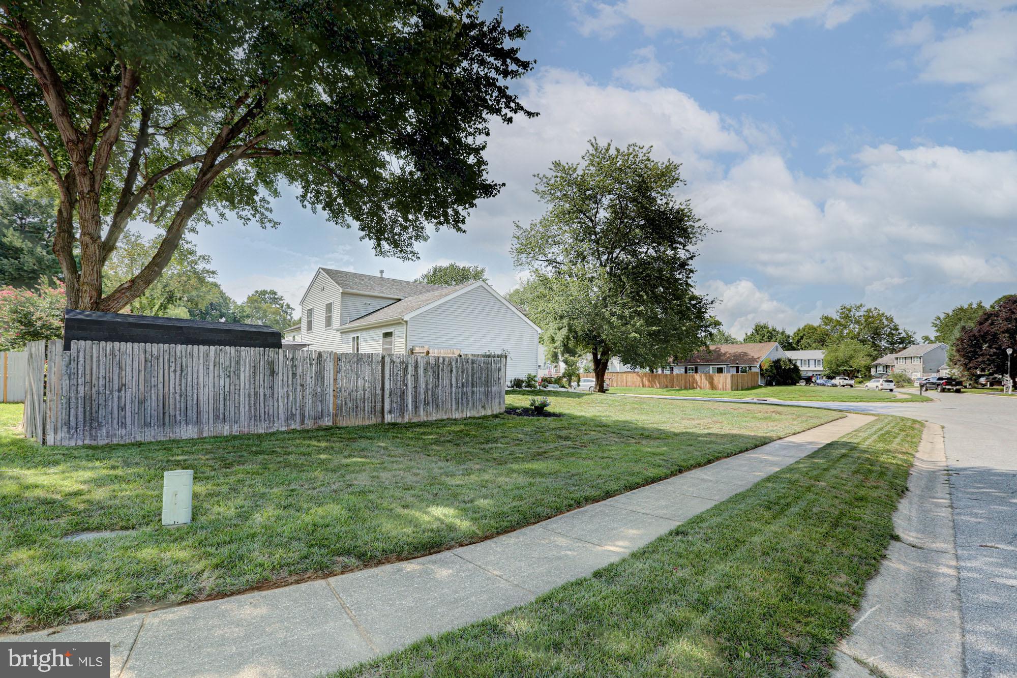 6 3 Rivers Drive Newark, DE 19702 - Photo 57 of 63 Spacious lot with lush greenery.