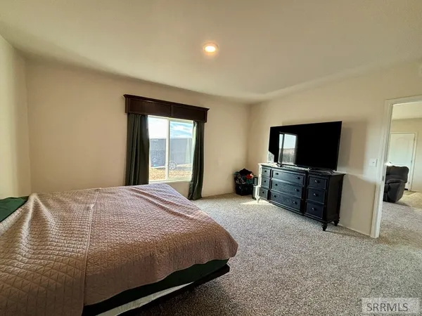 $345,000 | 2987 East 550 North, St. Anthony, ID 83445