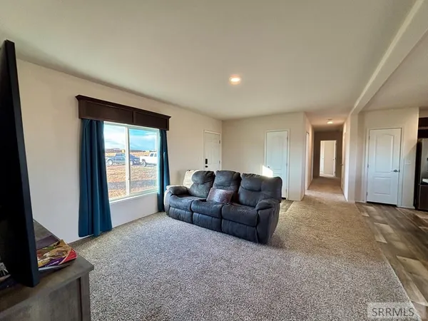 $345,000 | 2987 East 550 North, St. Anthony, ID 83445