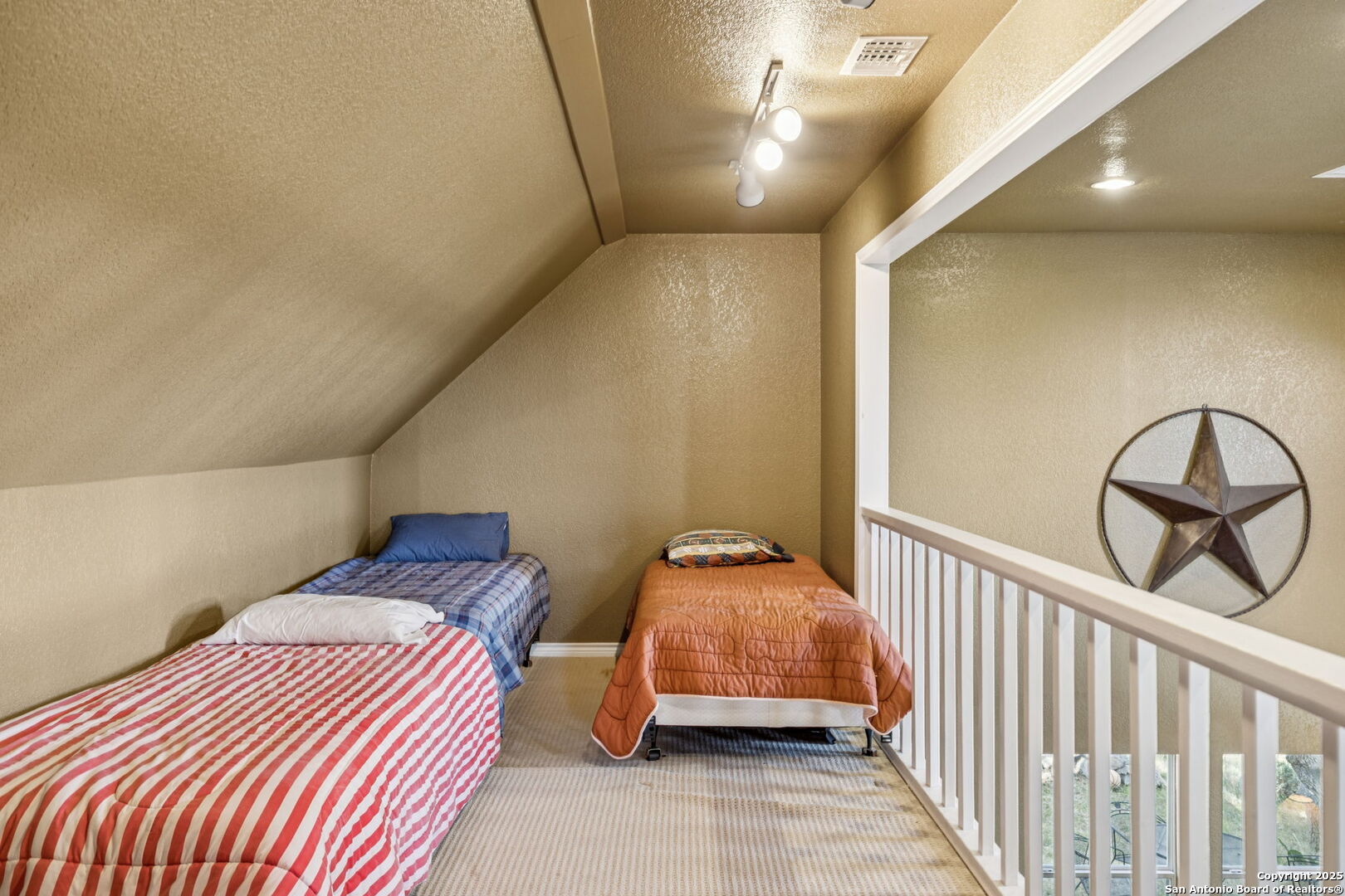 5014 Bump Gate Road Pipe Creek, TX 78063 - Photo 22 of 57