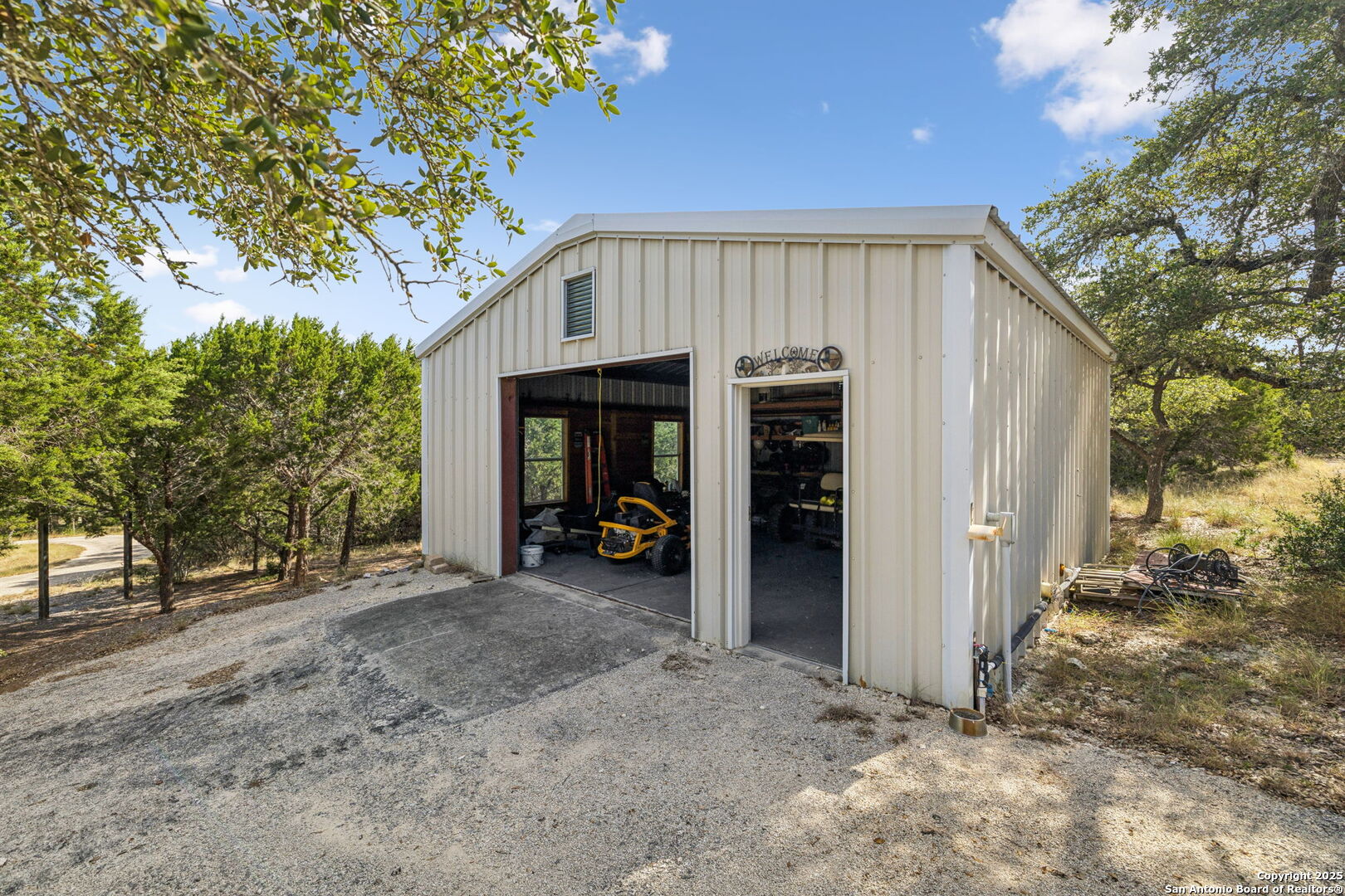 5014 Bump Gate Road Pipe Creek, TX 78063 - Photo 28 of 57