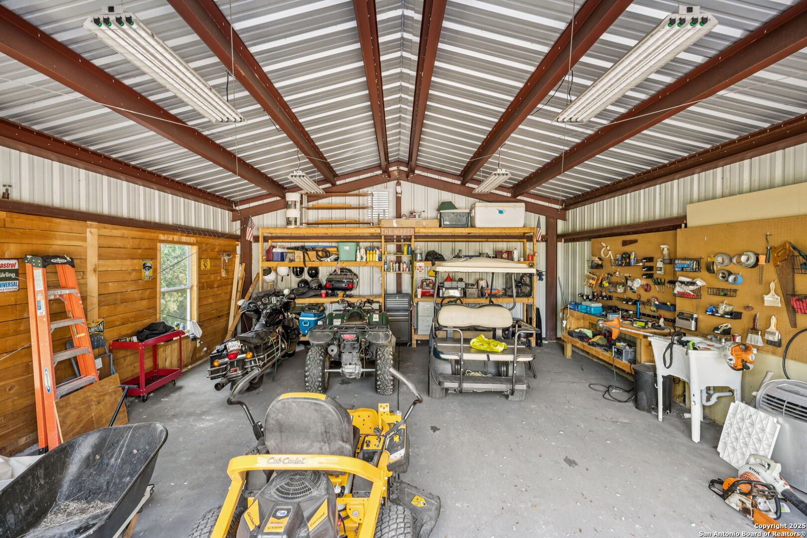 5014 Bump Gate Road Pipe Creek, TX 78063 - Photo 29 of 57