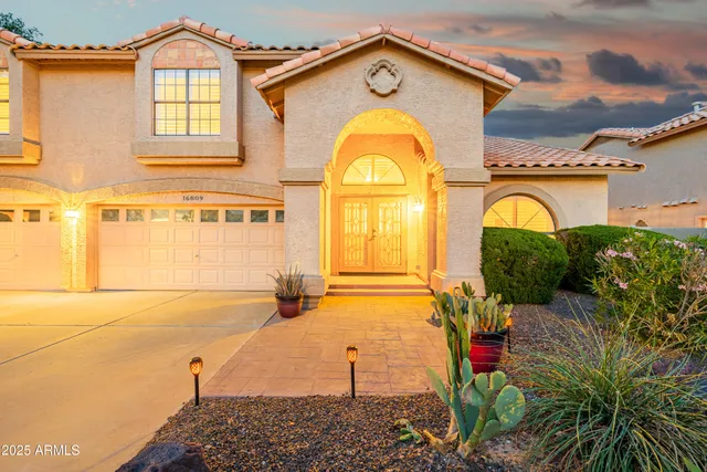 $4,800 | 16809 South 33rd Way, Phoenix, AZ 85048